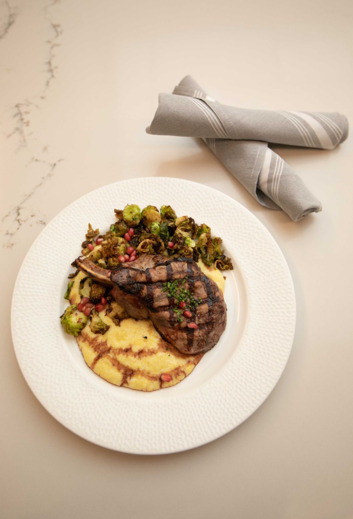 Cafe La Vie at Le Meridien Hotel